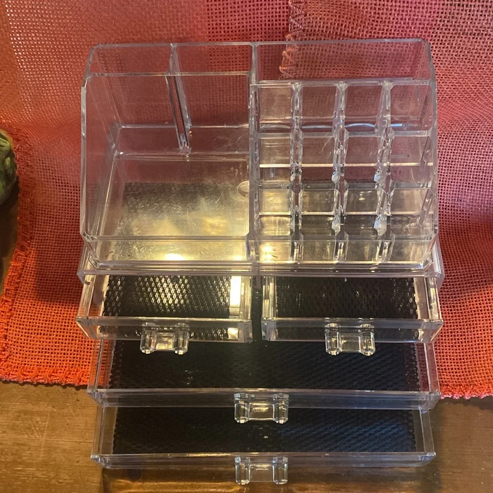 Make up/ lipstick organizer